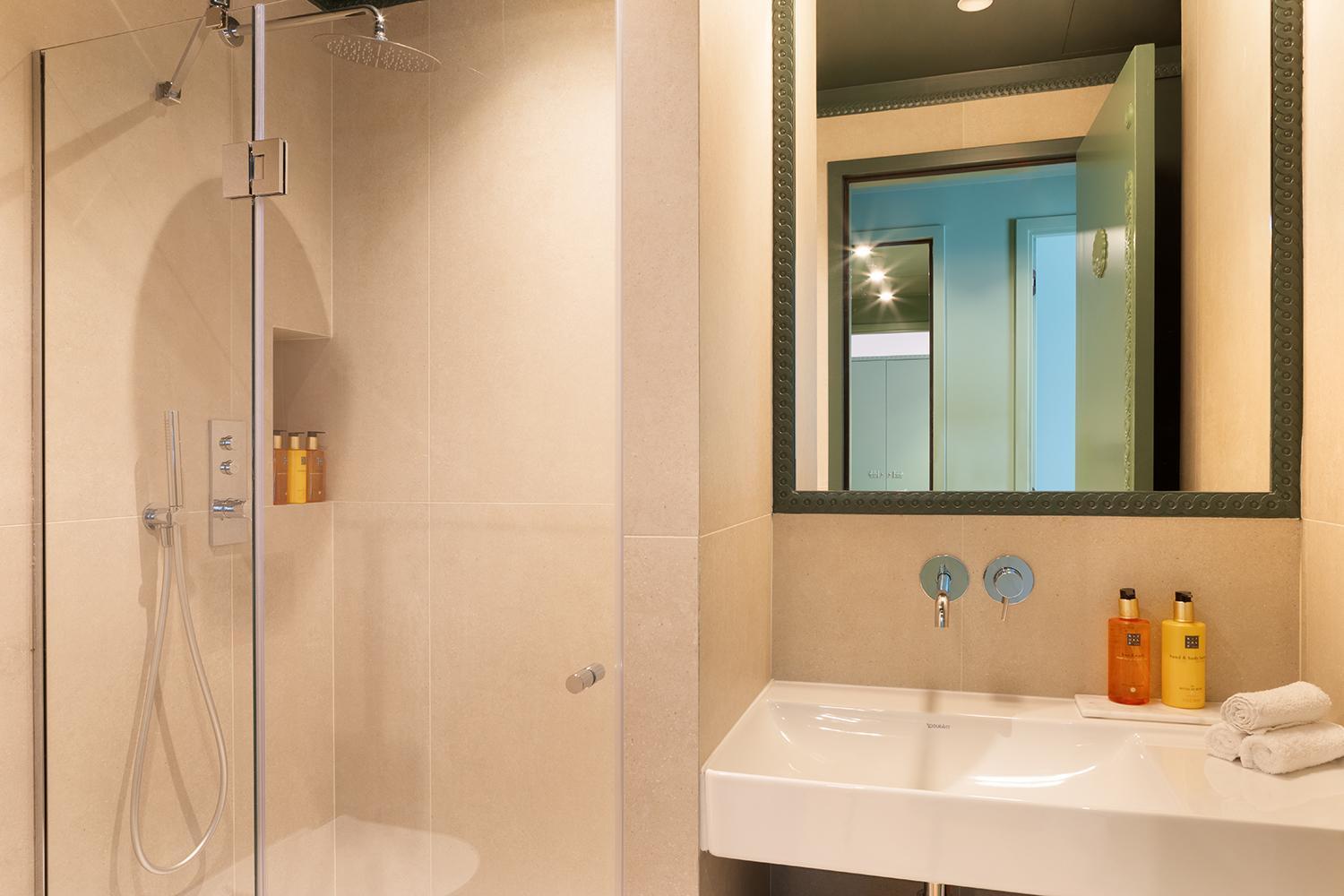 Paris Home Collection Serviced Apartments In Opera - Rue Saint-Lazare Luaran gambar